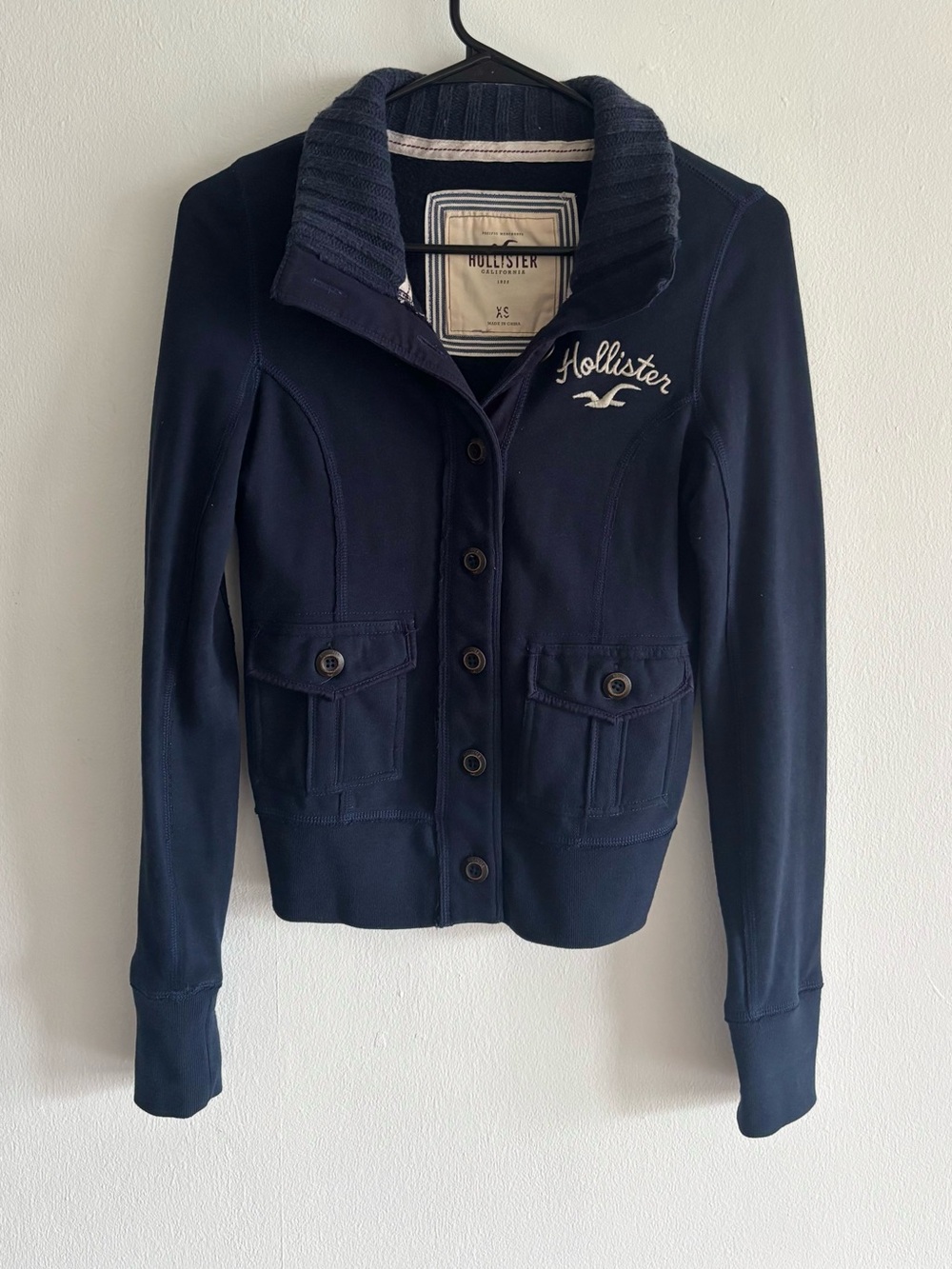 Y2K navy blue hollister cardigan sweater with collar and pockets in size XS